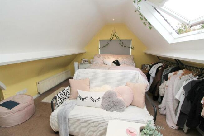 bed 2.jpg