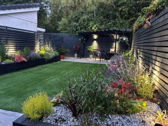 R Garden (summer).jpeg