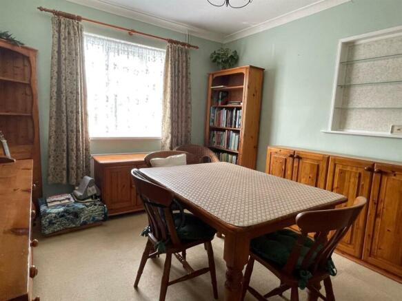 Dining Room.jpg