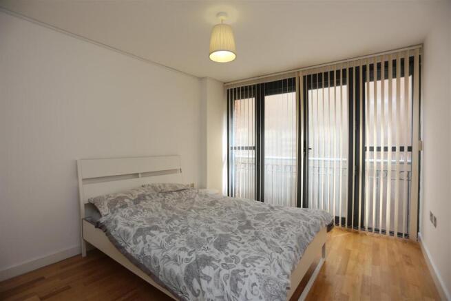 1, 19 Tichborne Street Bedroom (1).JPG