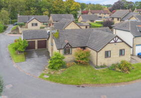 4, Cotterdale Holt, Collingham, Wetherby LS22 5LS