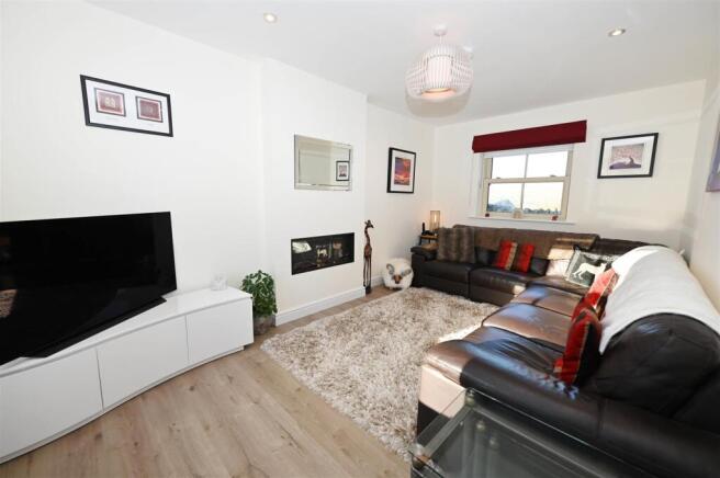 3 bed Detached for sale Image 7