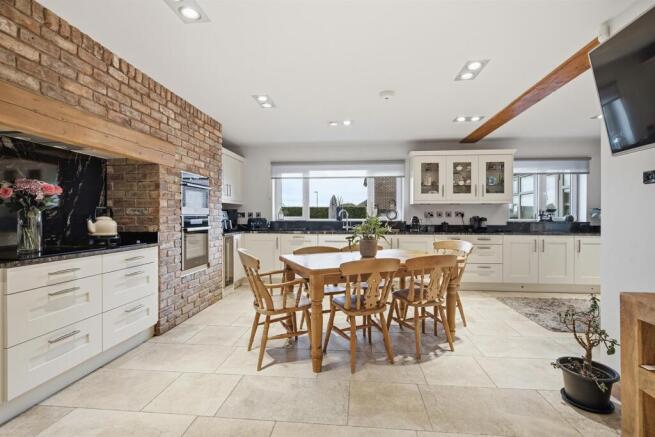 Breakfast Kitchen