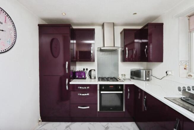 1 bed Flat for sale Image 6