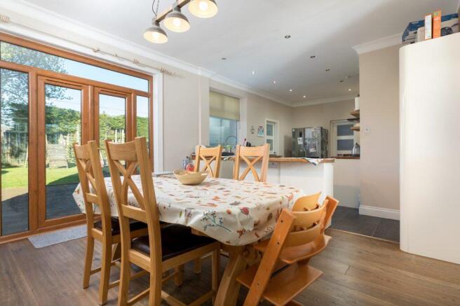 Cavendish Drive, Newton Mearns photo 4