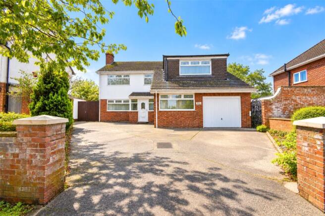 5-bed detached on Queenswood Avenue, Higher Bebington, Wirral, £475,000
