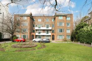 17, Newlands Court, Streatham Common North, London SW16 3HH