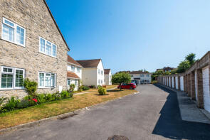 9, Dolphin Court, Northbrook Road, Swanage BH19 1QJ