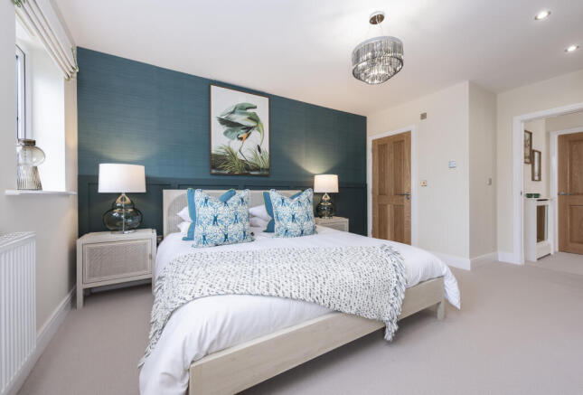 4 bed Detached for sale Image 8
