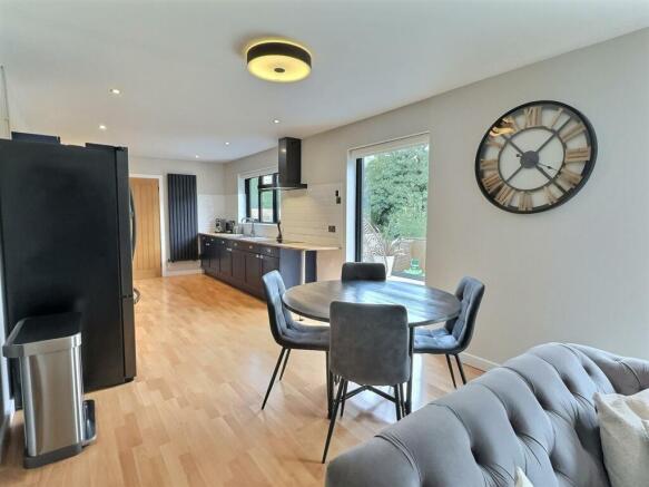 Open Plan Kitchen Diner Lounge