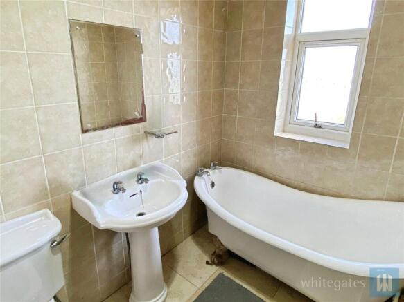 3 bed Semi-Detached for sale Image 10