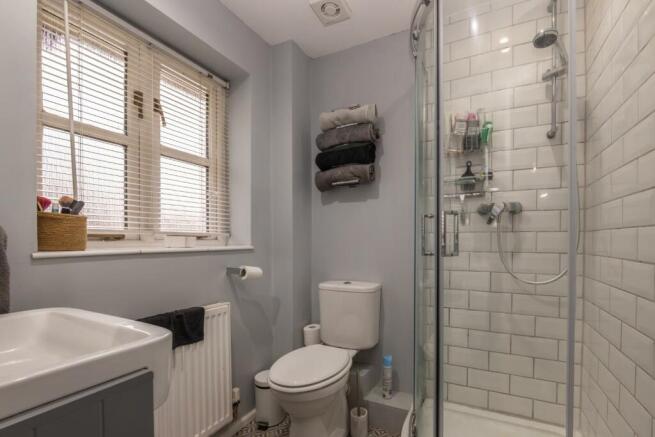 EN SUITE-1.jpg