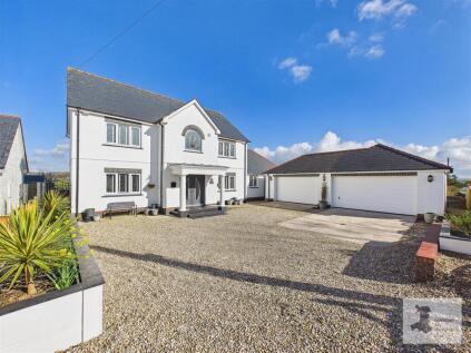 Bowls Road, Blaenporth, Cardigan
