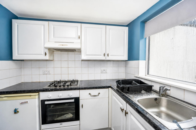 Kitchen 2.png