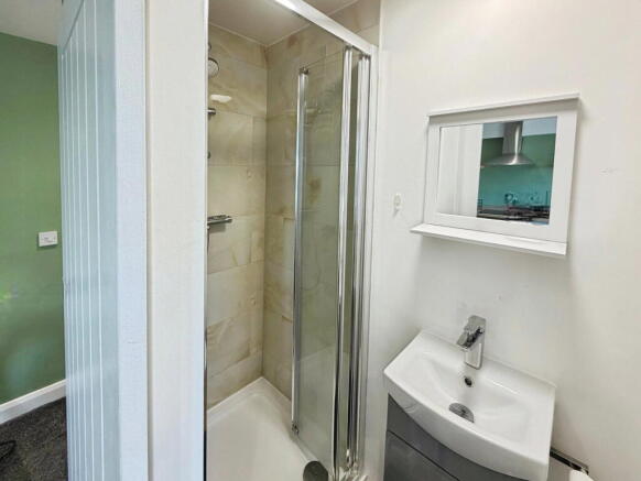 4 bed House of Multiple Occupation for sale Image 12
