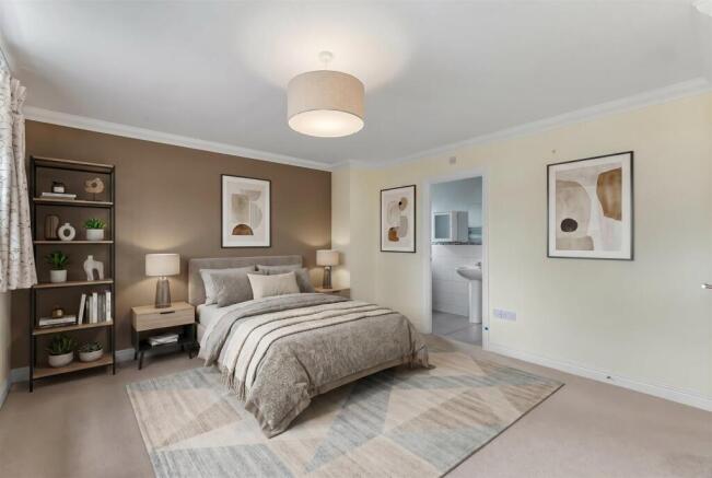 4 bed House for sale Image 4