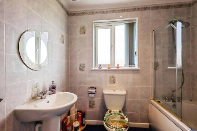 Photo 16