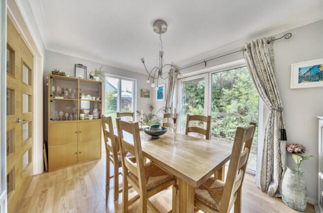 29-681a4d33ba564-...