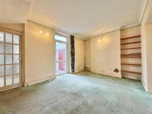 Dining Room.jpg