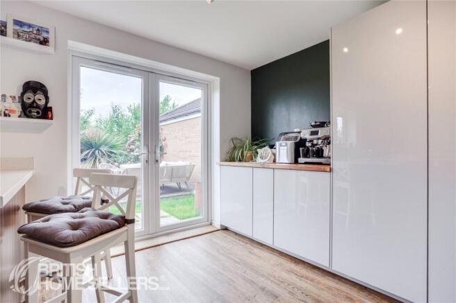3 bed Detached for sale Image 6
