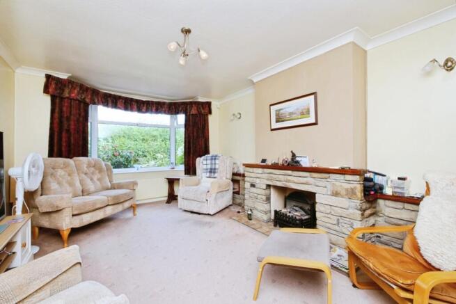 3 bed Semi-Detached for sale Image 8
