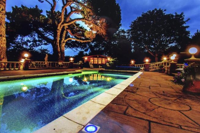 pool 11.jpg
