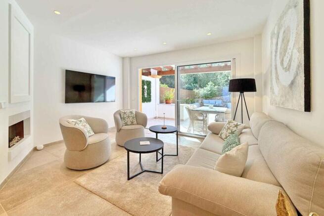 02-Top renoviertes Reihenendhaus mit Dachterrasse in exklusiver Golfplatzlage-camp de mar-kaufen-sofa