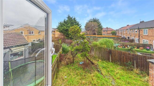 3 bed Semi-Detached for sale Image 9