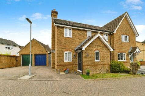 Neagh Close, Great Ashby, Stevenage