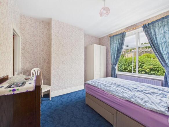 3 bed Terraced for sale Image 9