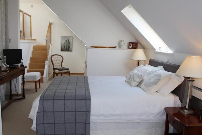 24' Master Suite