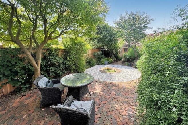 Garden 2-2