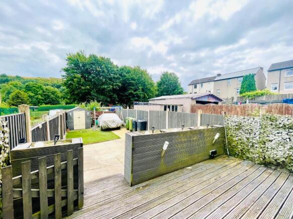 3 bed Terraced for sale Image 9