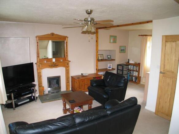 L-Shaped Lounge