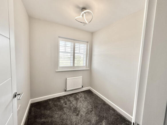 3 bed Semi-Detached to rent Image 5