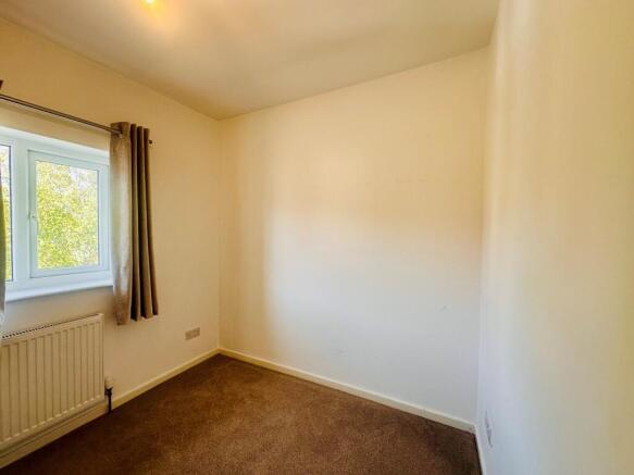3 bed House to rent Image 7