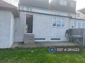58 Paddock Road Back 