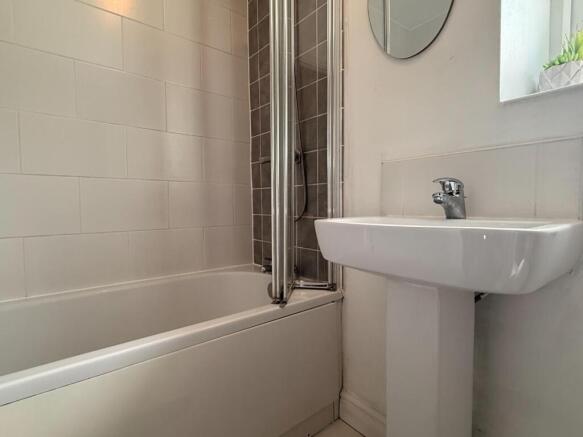 2 bed Terraced for sale Image 11