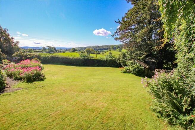 Gardens & Views