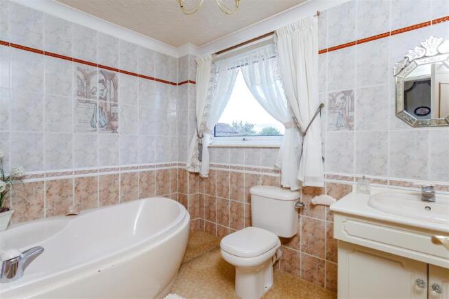 8387098-interior33.jpg