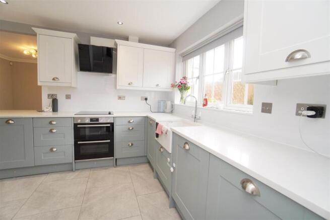 kitchen1.jpg