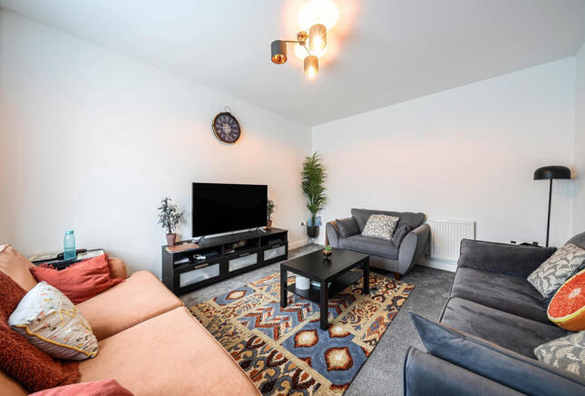 1365395-10-68e8d7...