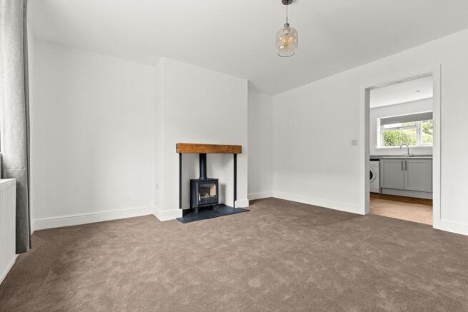 3 bed Semi-Detached for sale Image 8