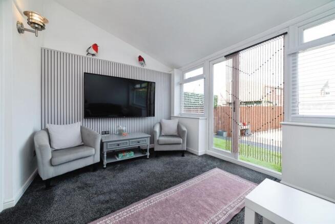 2 bed End of Terrace for sale Image 8