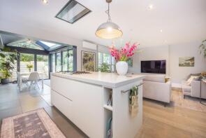 45, Seymour Road, London SW19 5JL