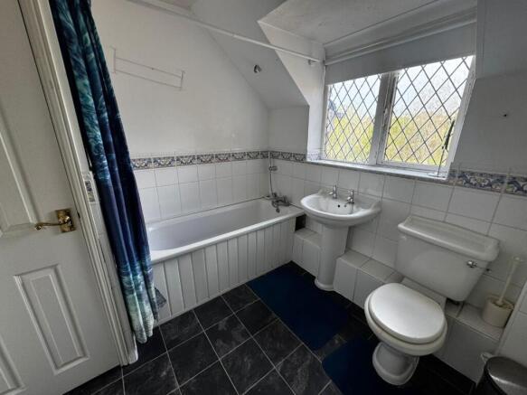 bathroom.jpeg