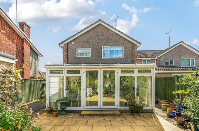 Meadow Road, Wolston
