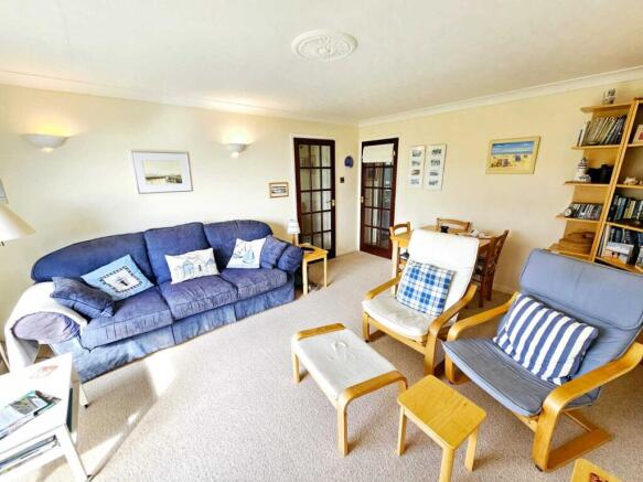 2 bed Detached Bungalow for sale Image 4