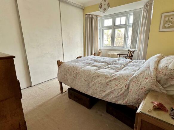 bedroom 1 (to front)
