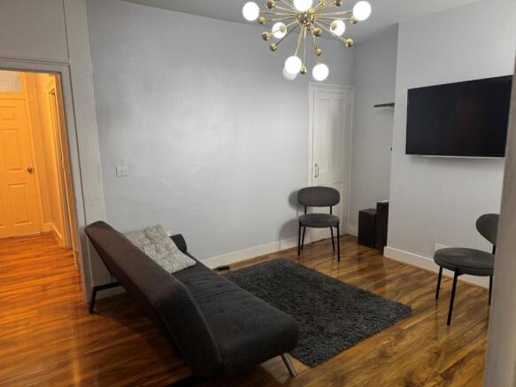 DINING ROOM 2.jpg